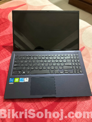 ASUS Expert Book B1